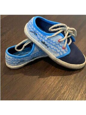 Cat & Jack Kids Canvas Espadrille Shoes Navy Blue & Wave Print